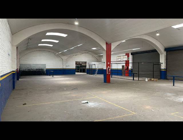 4,834M² WAREHOUSE TO LET IN ALRODE